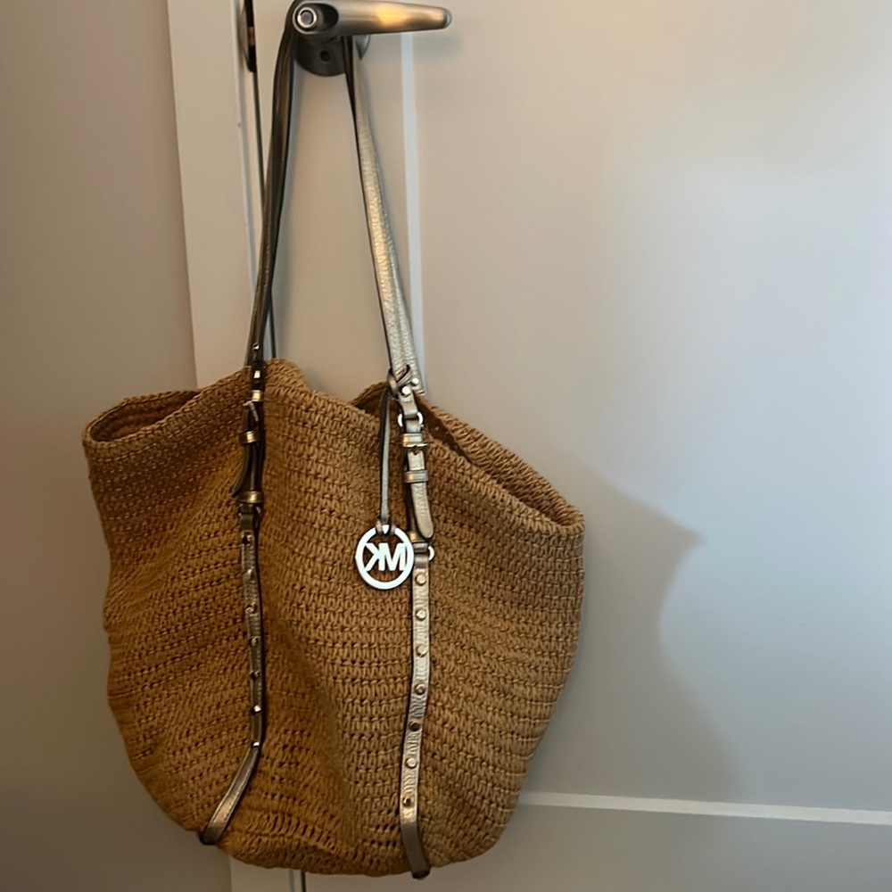 Michael Kors Large Studded Straw Shopper Tote Beach Bag Shoulder Bag Rattan Bag - Picture 2 of 6